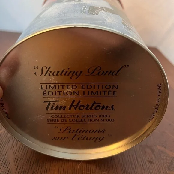 Limited Edition Tim Hortons collector tin. “Skating Pond” Collector series #003 - Picture 5 of 8
